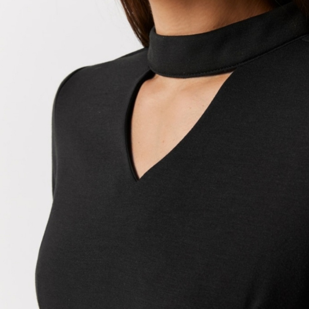 Jaanuu Mock Neck Scrub Top